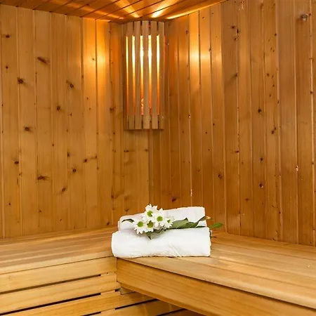Hotel Sabina And 4*